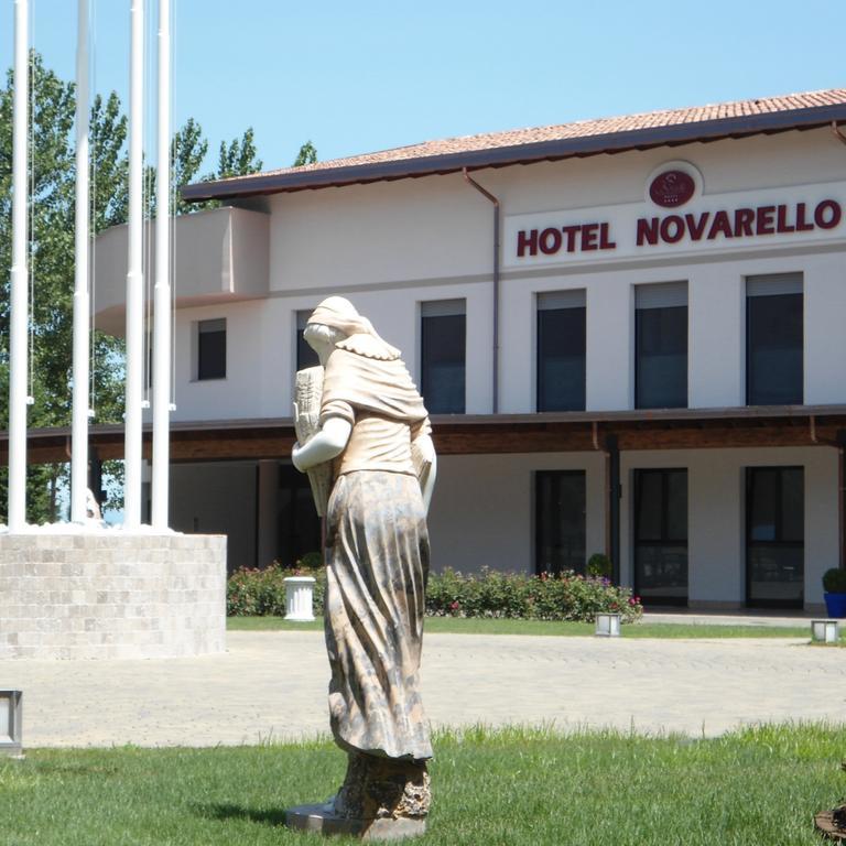 Hotel Novarello Granozzo con Monticello Eksteriør billede